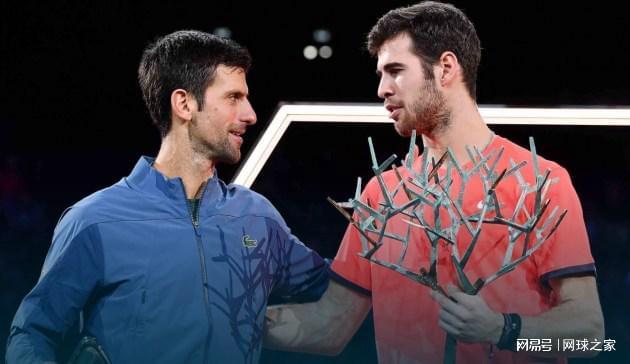 在赛场上书 在赛场上书